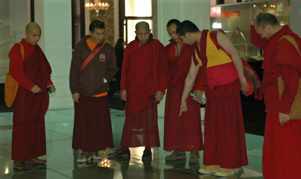 The Khon Family in Sydney - Drogmi Buddhist Institute